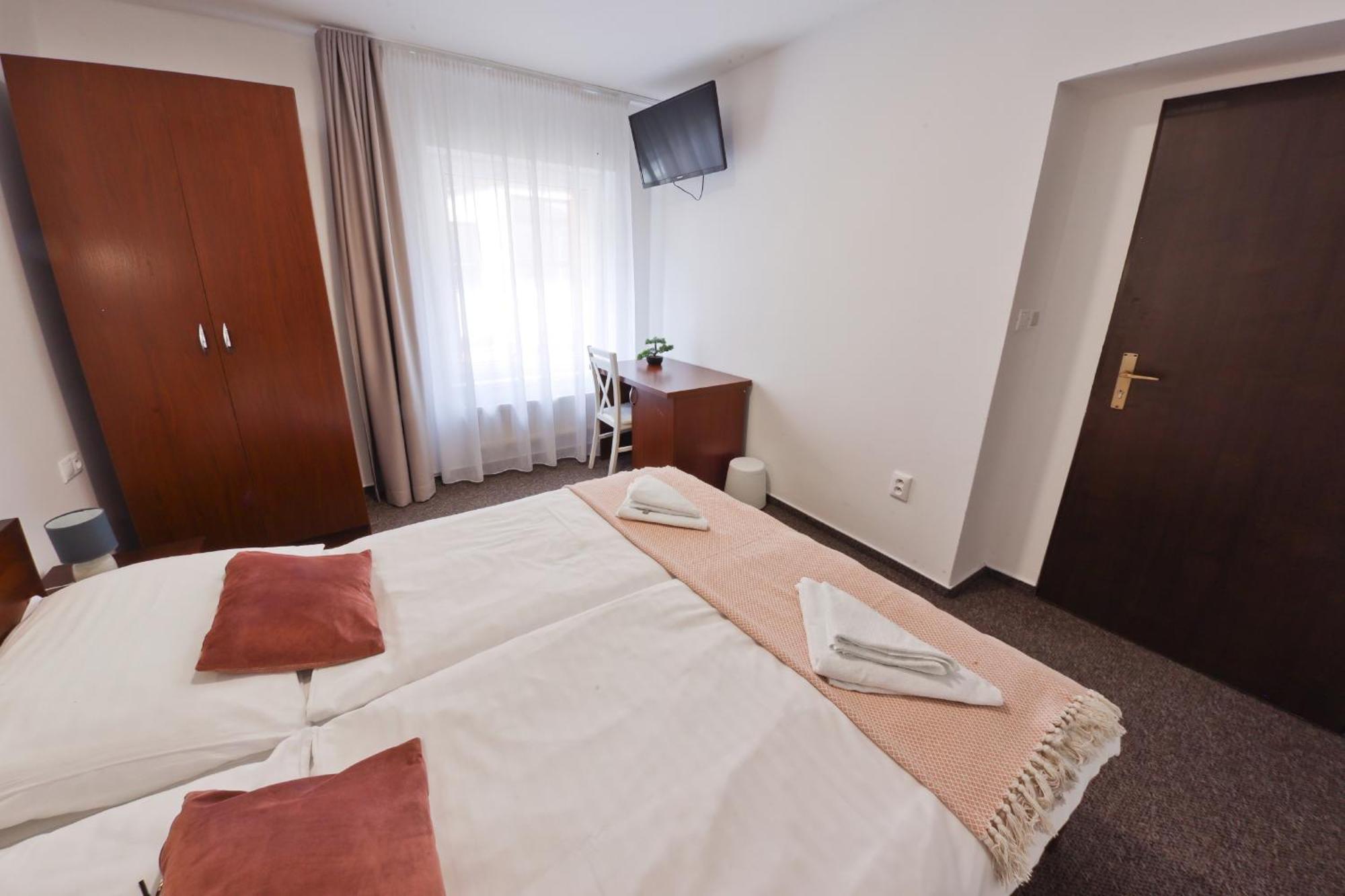 Hotel Slanica Namestovo Ngoại thất bức ảnh