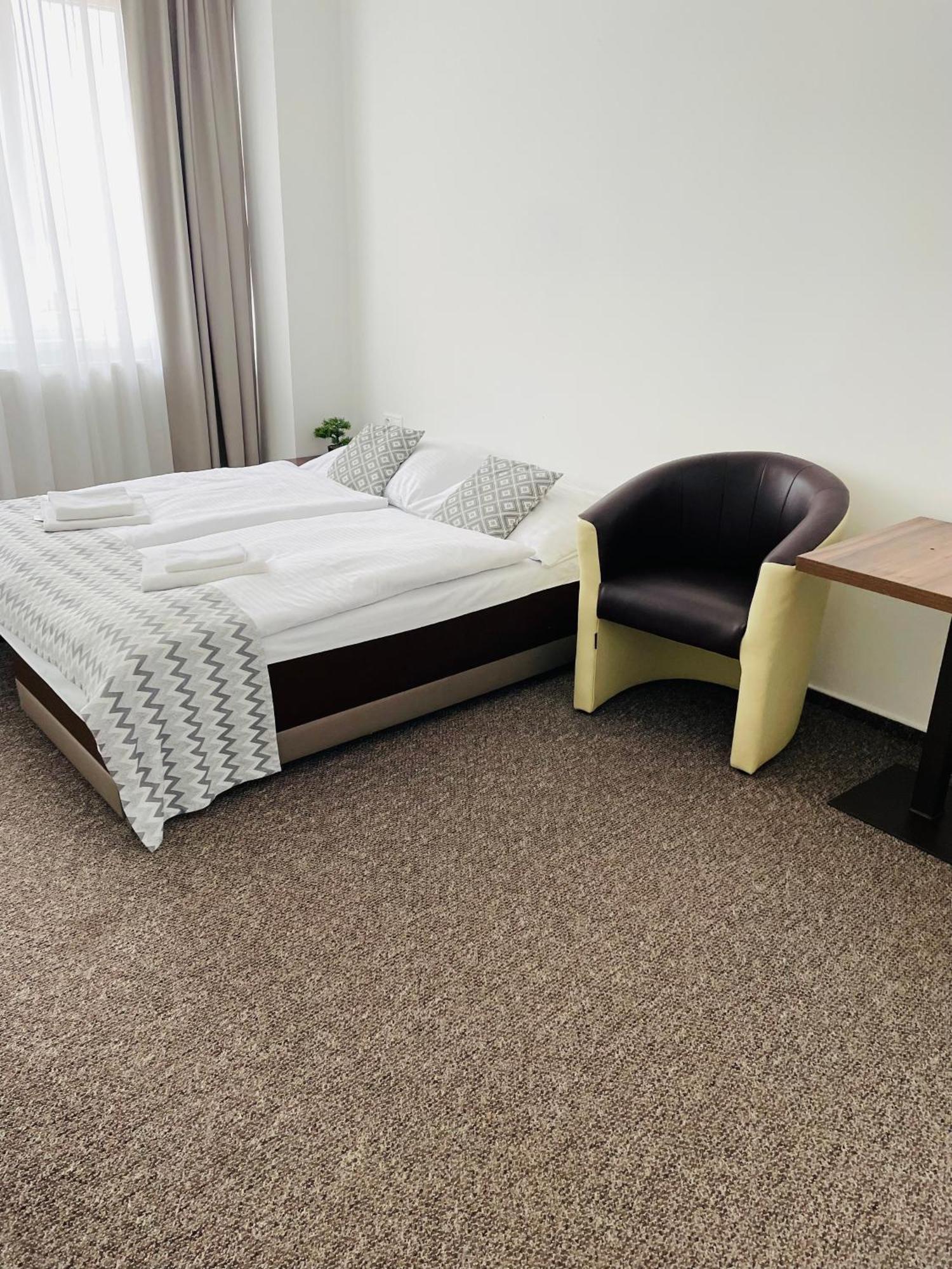 Hotel Slanica Namestovo Ngoại thất bức ảnh